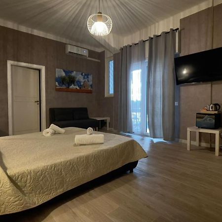 Cconforthotels R&B Gary House Бари Екстериор снимка