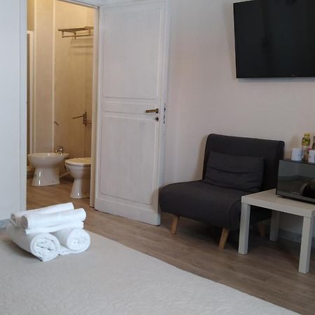 Cconforthotels R&B Gary House Бари Екстериор снимка