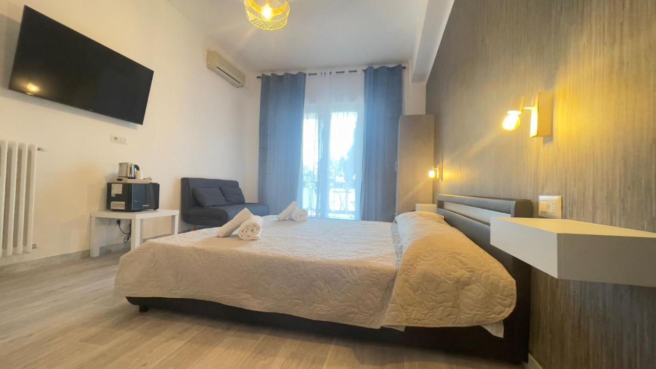 Cconforthotels R&B Gary House Бари Екстериор снимка