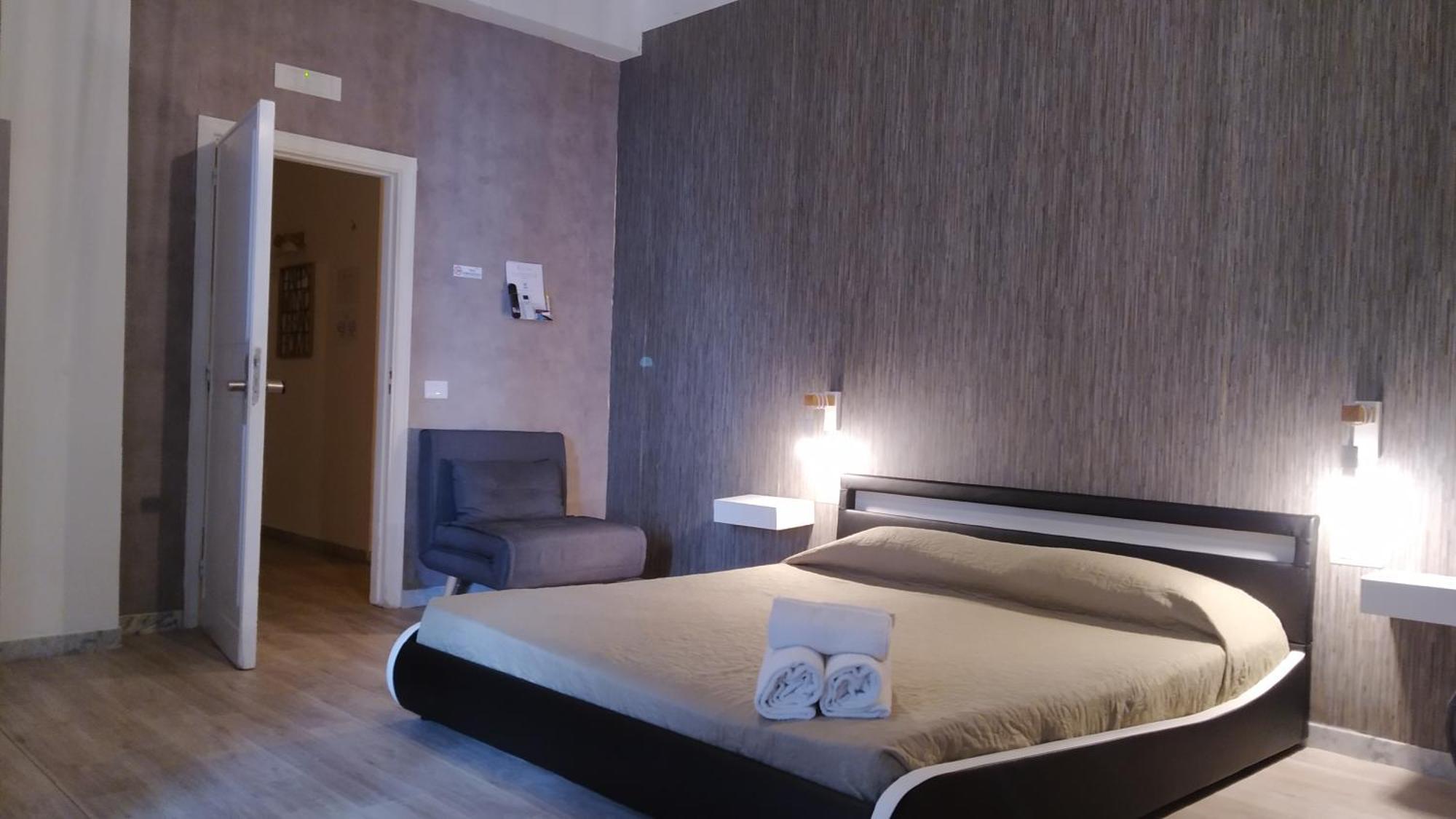 Cconforthotels R&B Gary House Бари Екстериор снимка